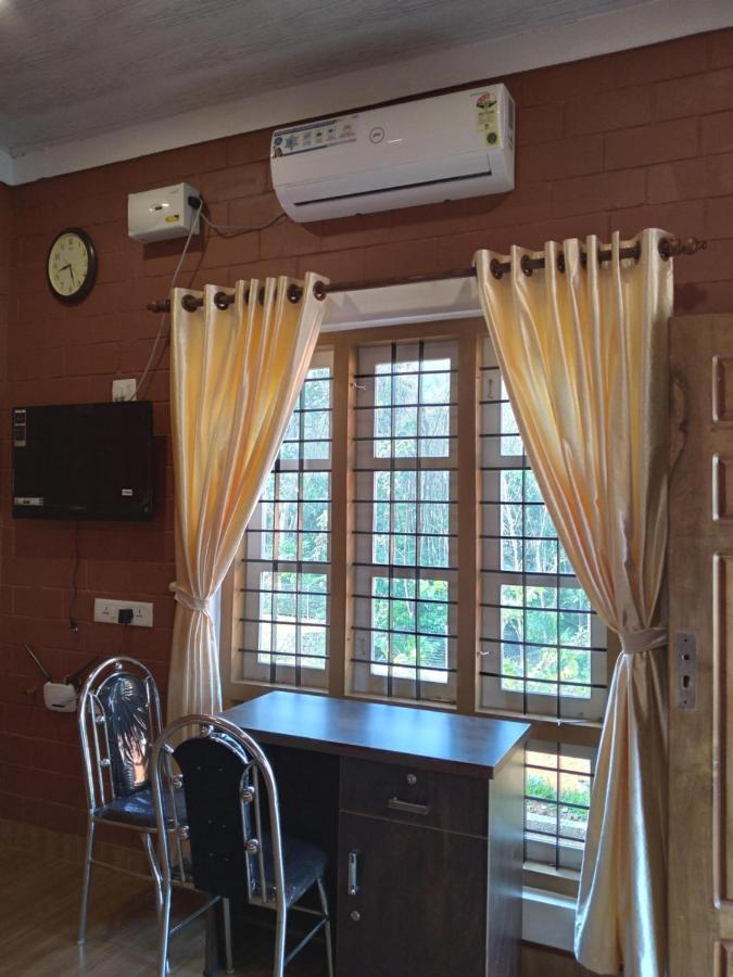 Tranquil Farms Villa Manimala Ngoại thất bức ảnh